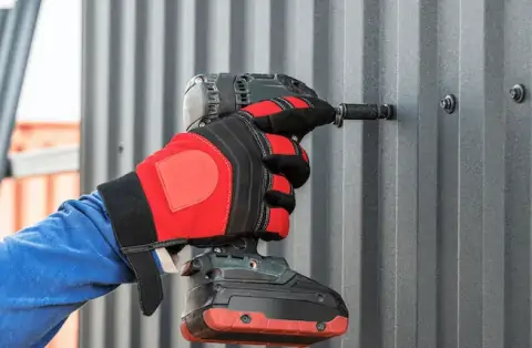 Travaux de zinguerie - Notre-Dame-du-Pé